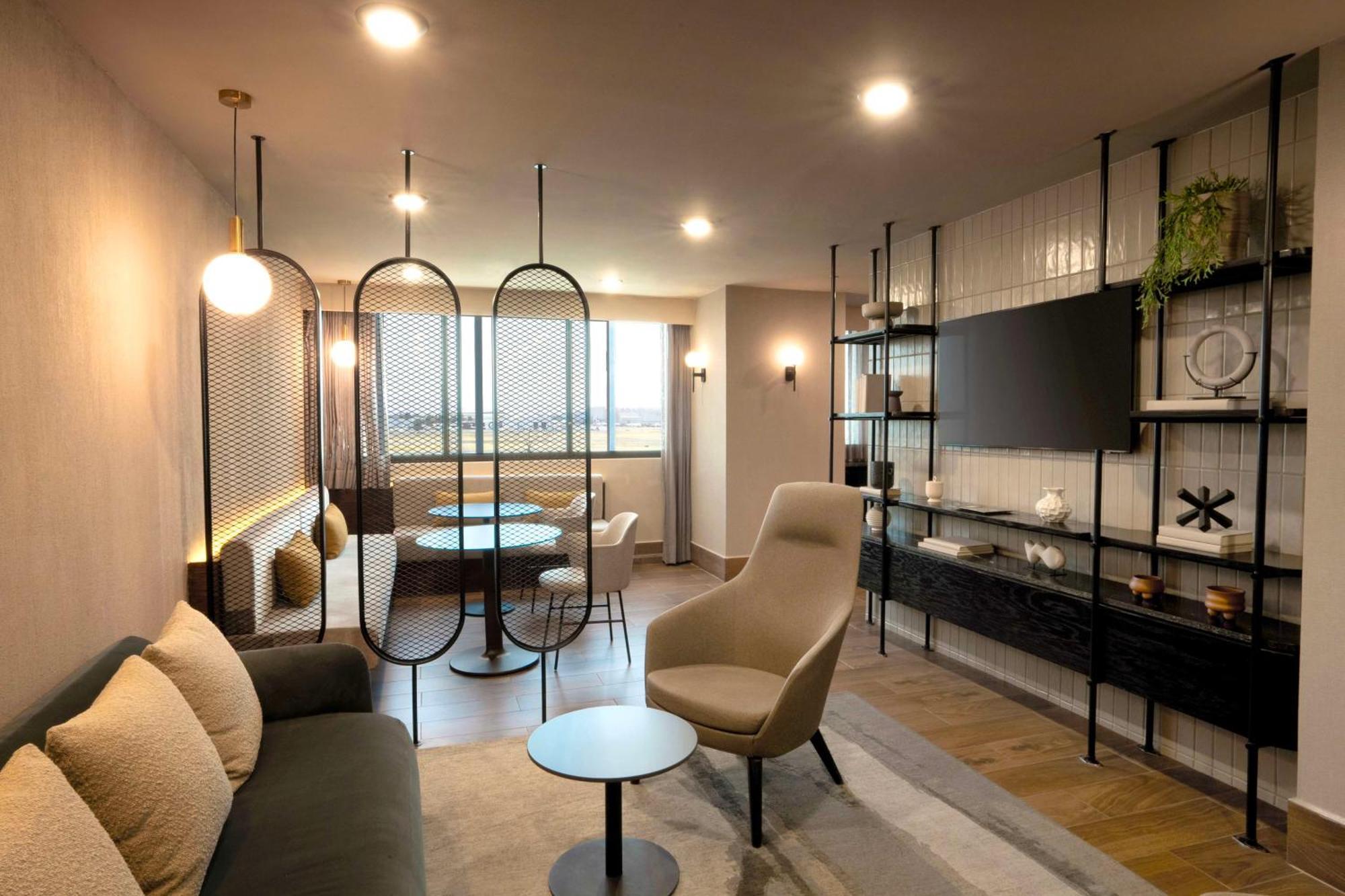 Hilton Mexico City Airport Екстер'єр фото