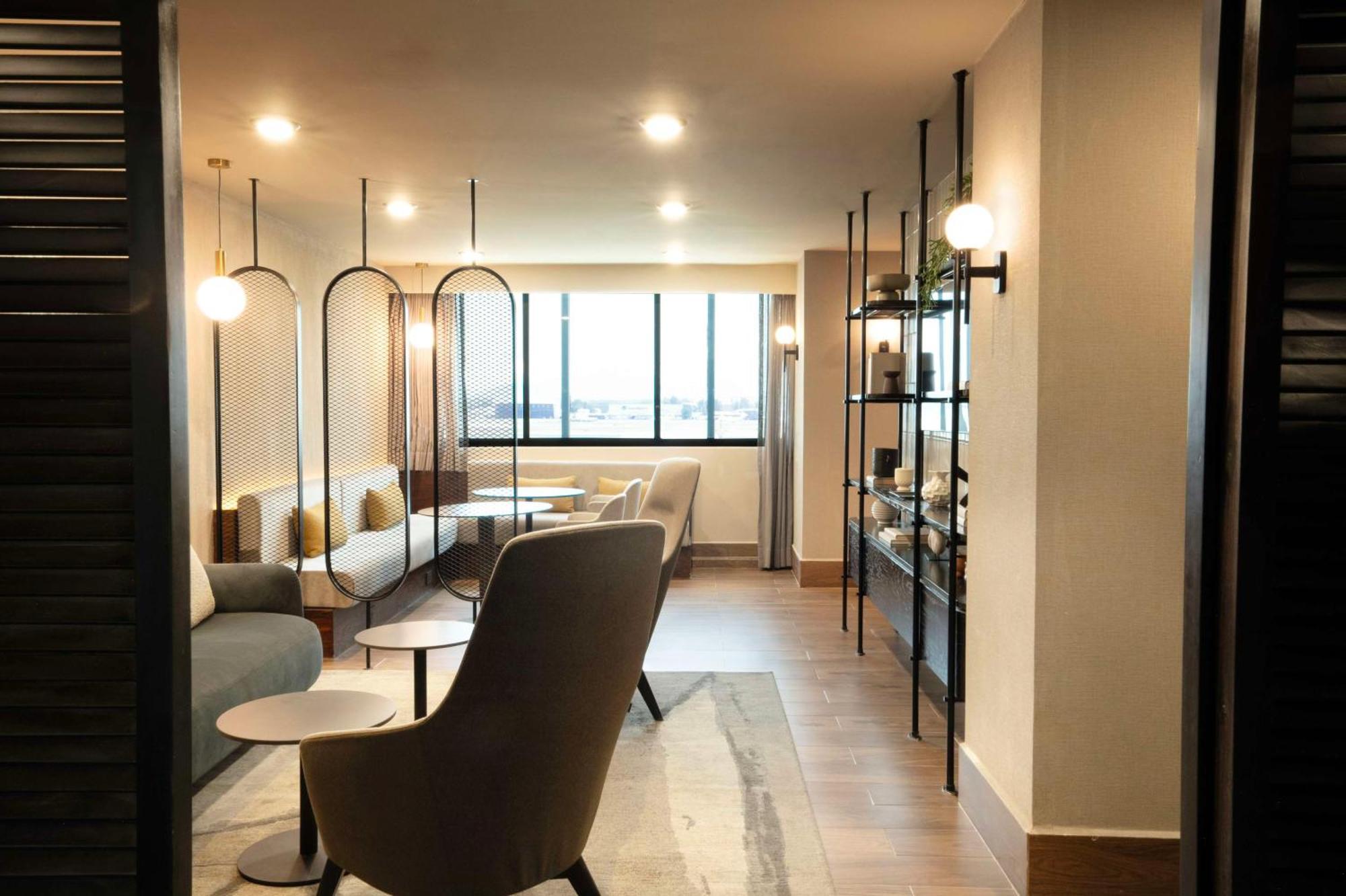 Hilton Mexico City Airport Екстер'єр фото